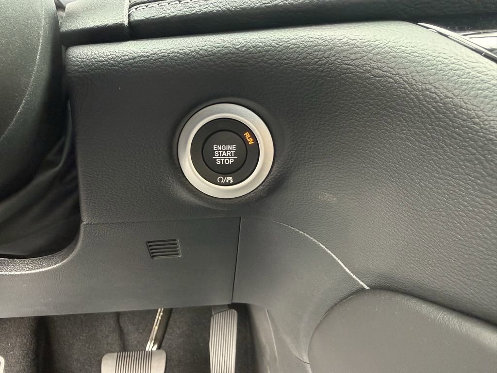 New 2026 Chrysler Pacifica Limited w/ S Appearance Package image 32