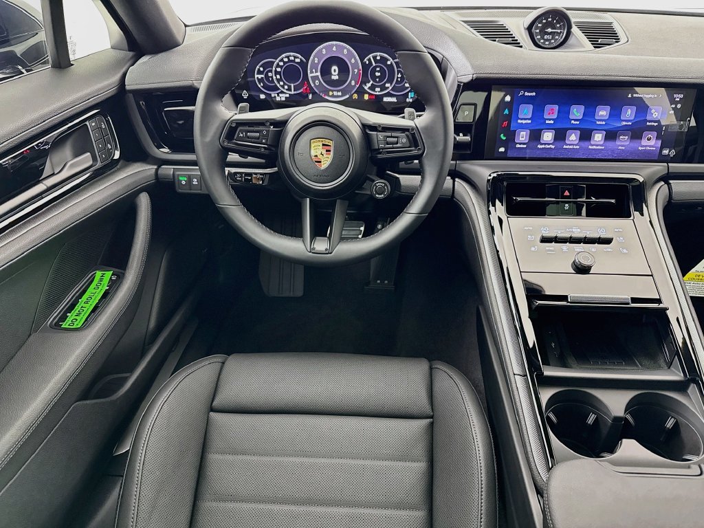 New 2026 Porsche Panamera RWD image 25