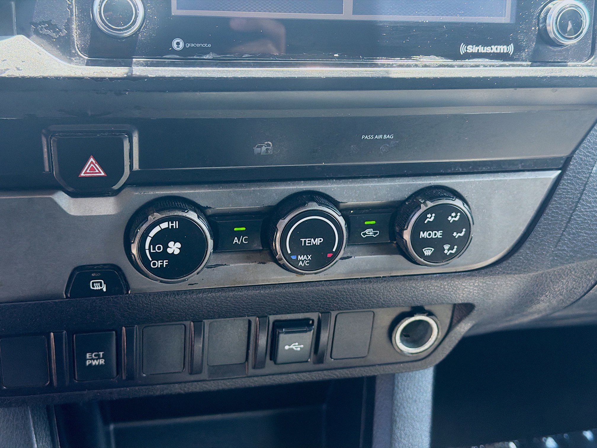 Used 2020 Toyota Tacoma SR RWD image 15