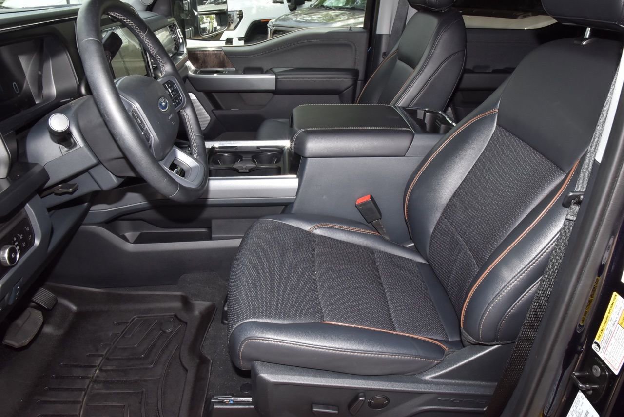 Used 2025 Ford F250 Lariat image 13