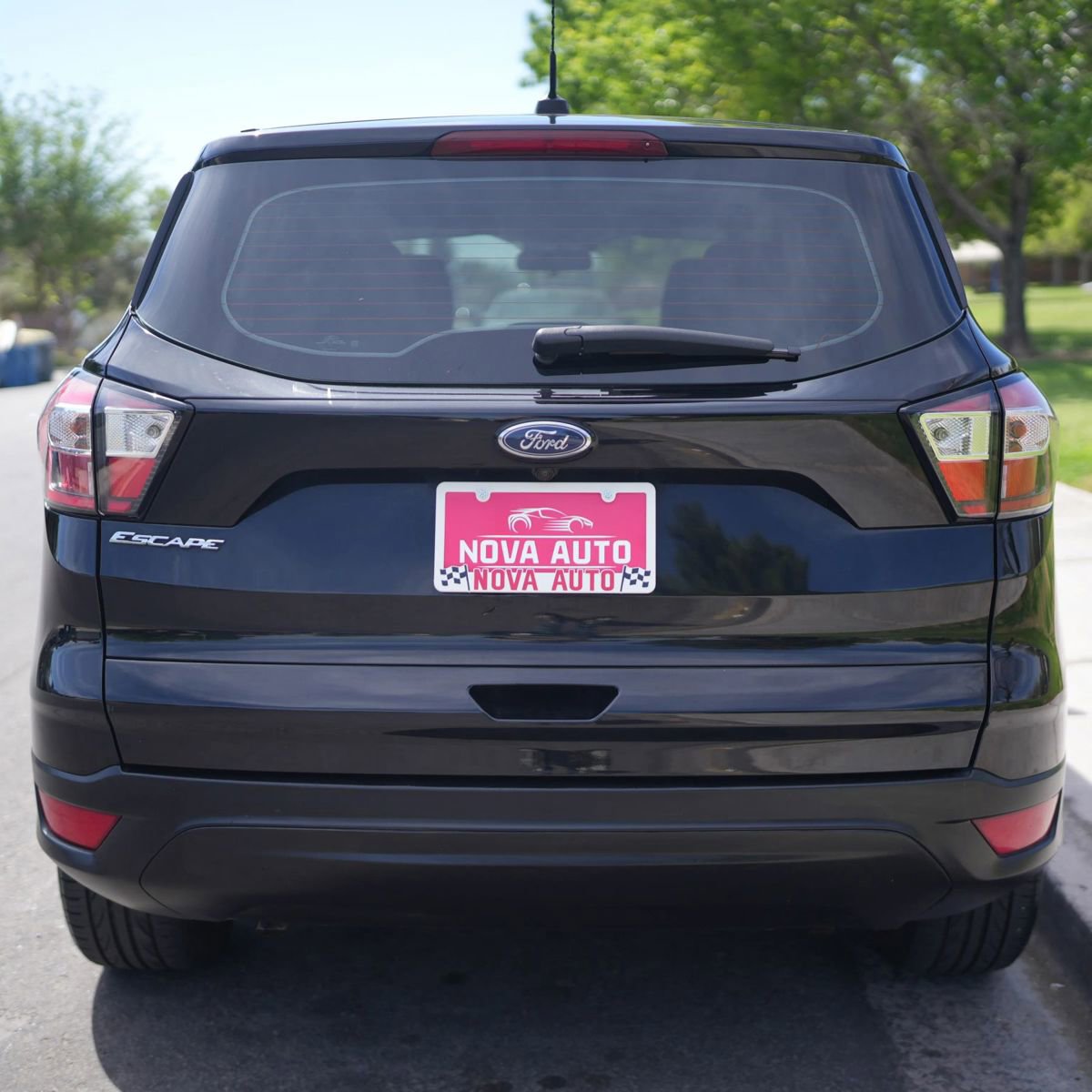 Used 2018 Ford Escape S image 10