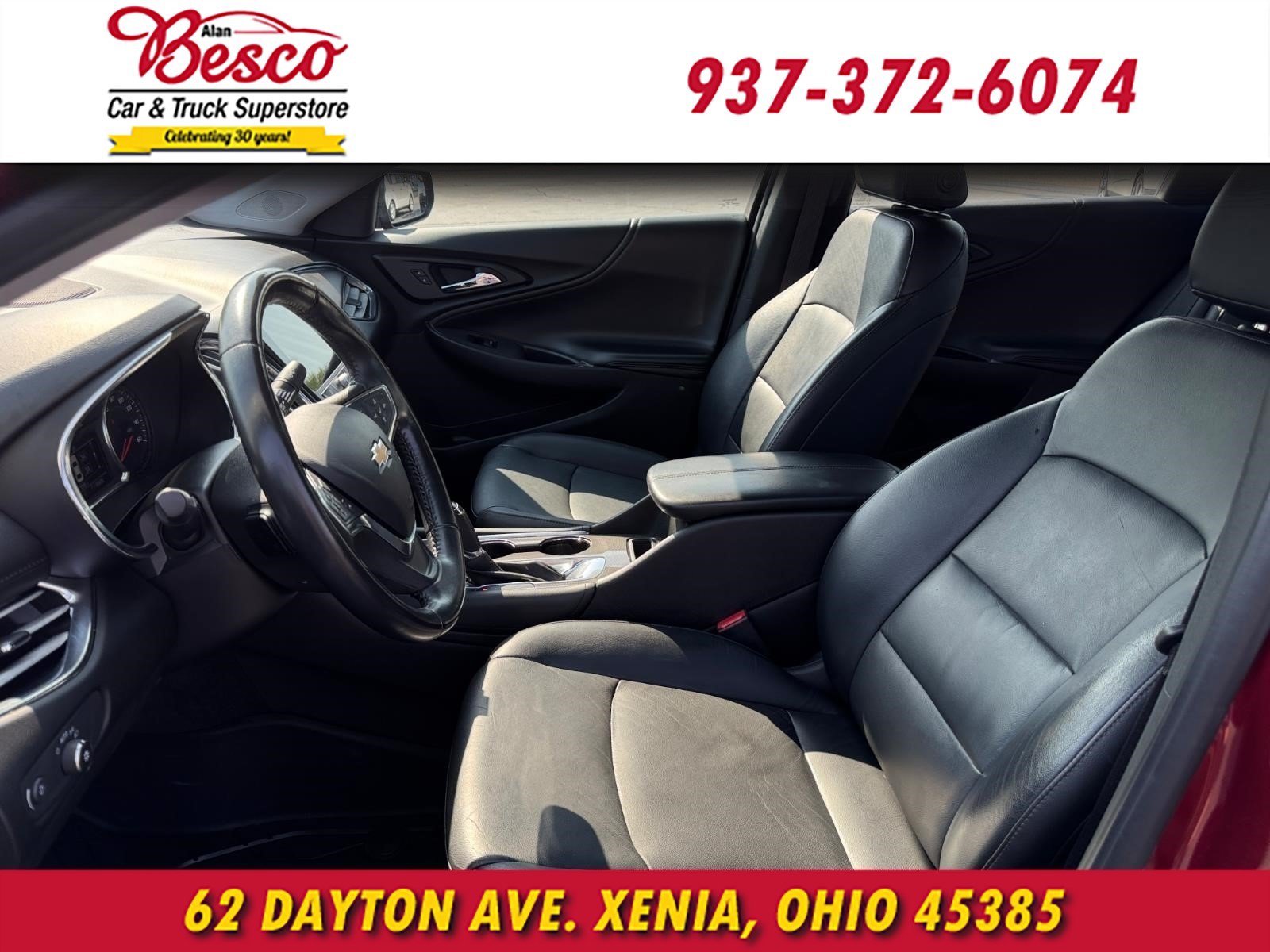 Used 2018 Chevrolet Malibu LT w/ Leather Package FWD image 10