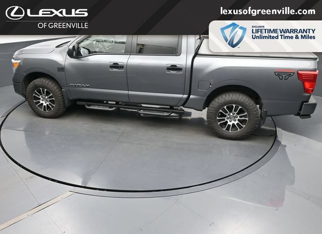 Used 2021 Nissan Titan SV w/ SV Convenience Package AWD/4WD image 23