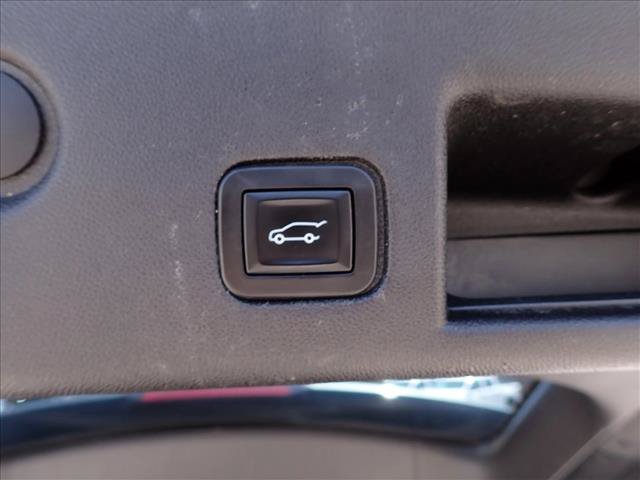 Used 2018 Chevrolet Equinox Premier AWD/4WD image 9