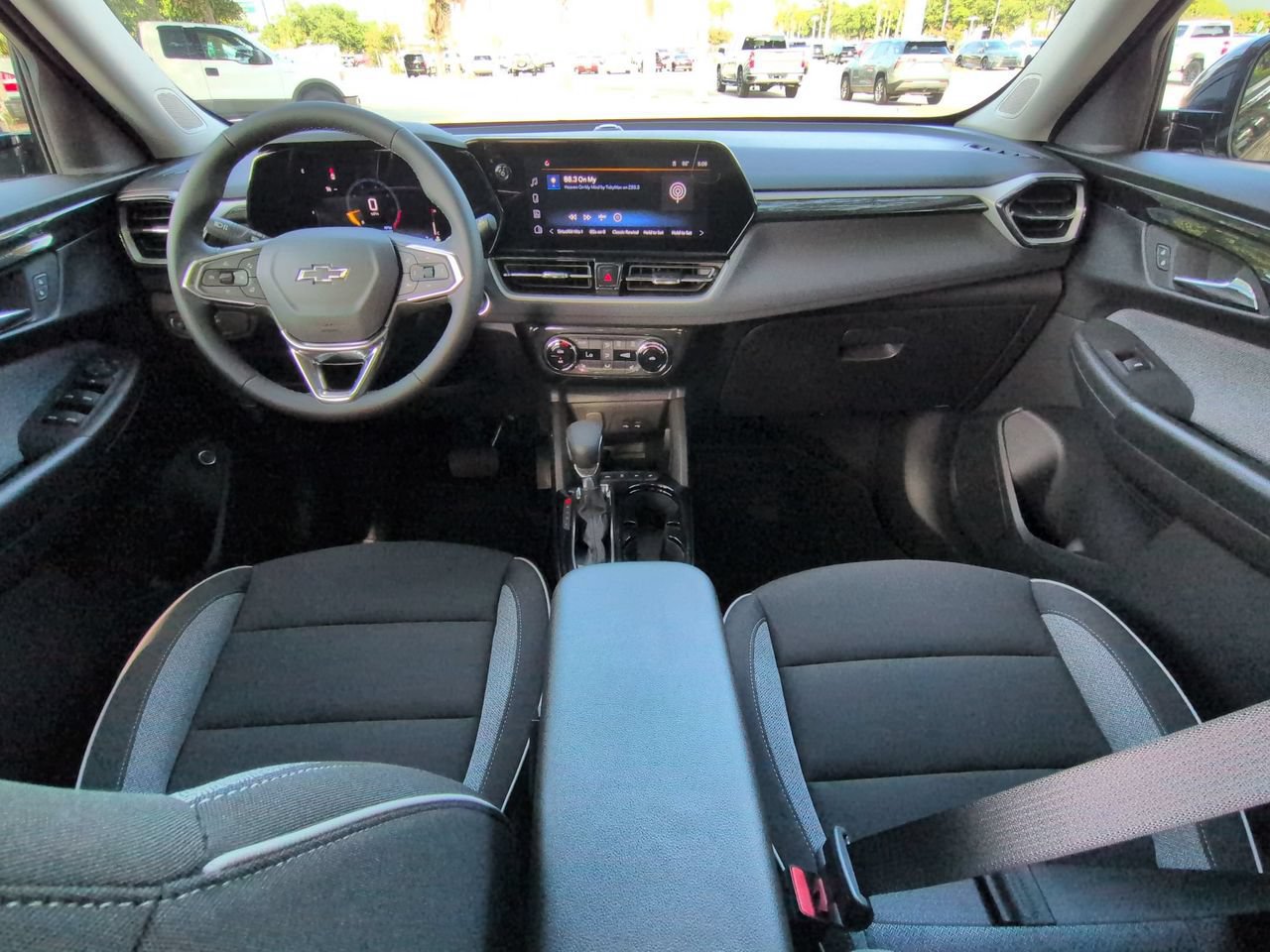 New 2026 Chevrolet TrailBlazer LT w/ Convenience Package FWD image 22