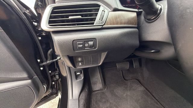 Used 2018 Honda Accord EX-L image 30