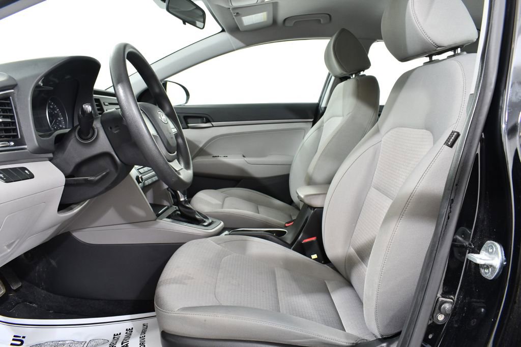 Used 2017 Hyundai Elantra SE image 6