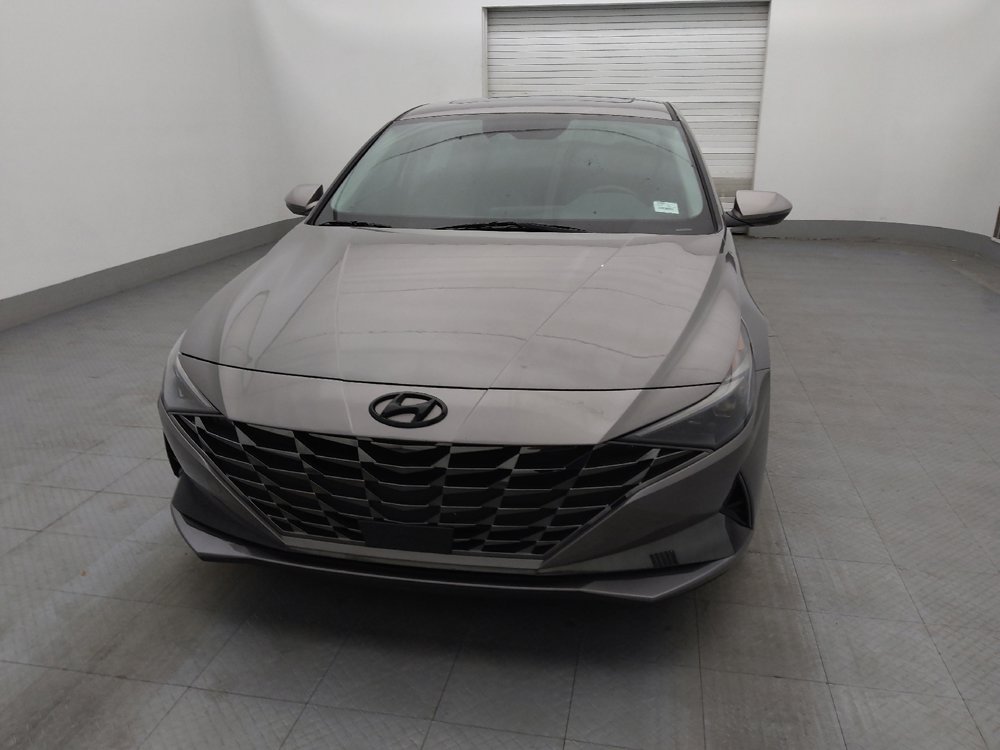 Used 2023 Hyundai Elantra Limited image 15