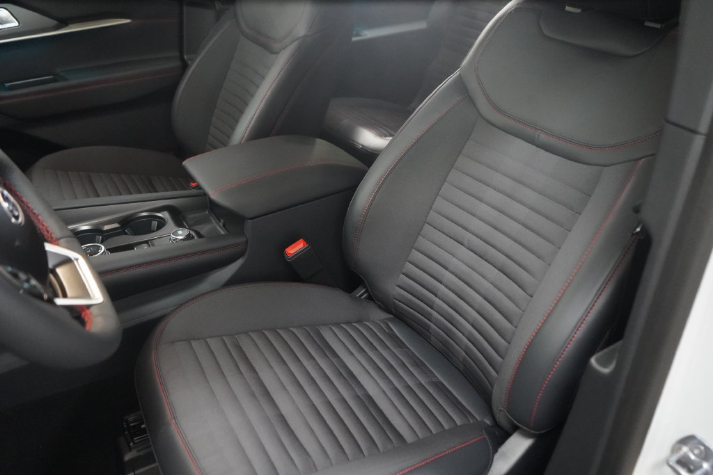 New 2027 Ford Explorer ST-Line w/ Premium Package RWD image 19