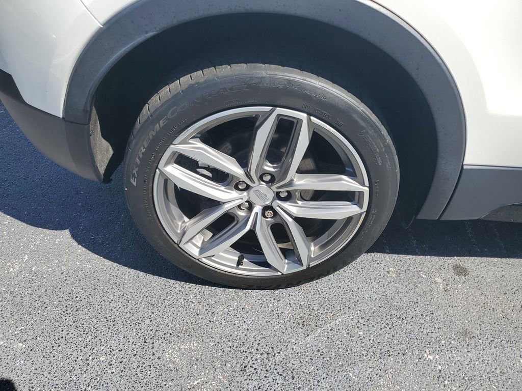 Used 2019 Cadillac XT4 Sport w/ Driver Awareness Package image 7