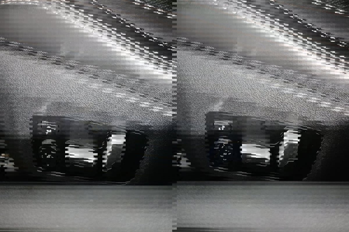 Used 2024 BMW 840i xDrive Coupe w/ Driving Assistance Package image 25