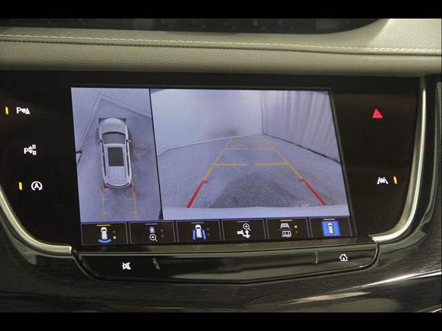 Used 2024 Cadillac XT6 Premium Luxury w/ Technology Package AWD/4WD image 15