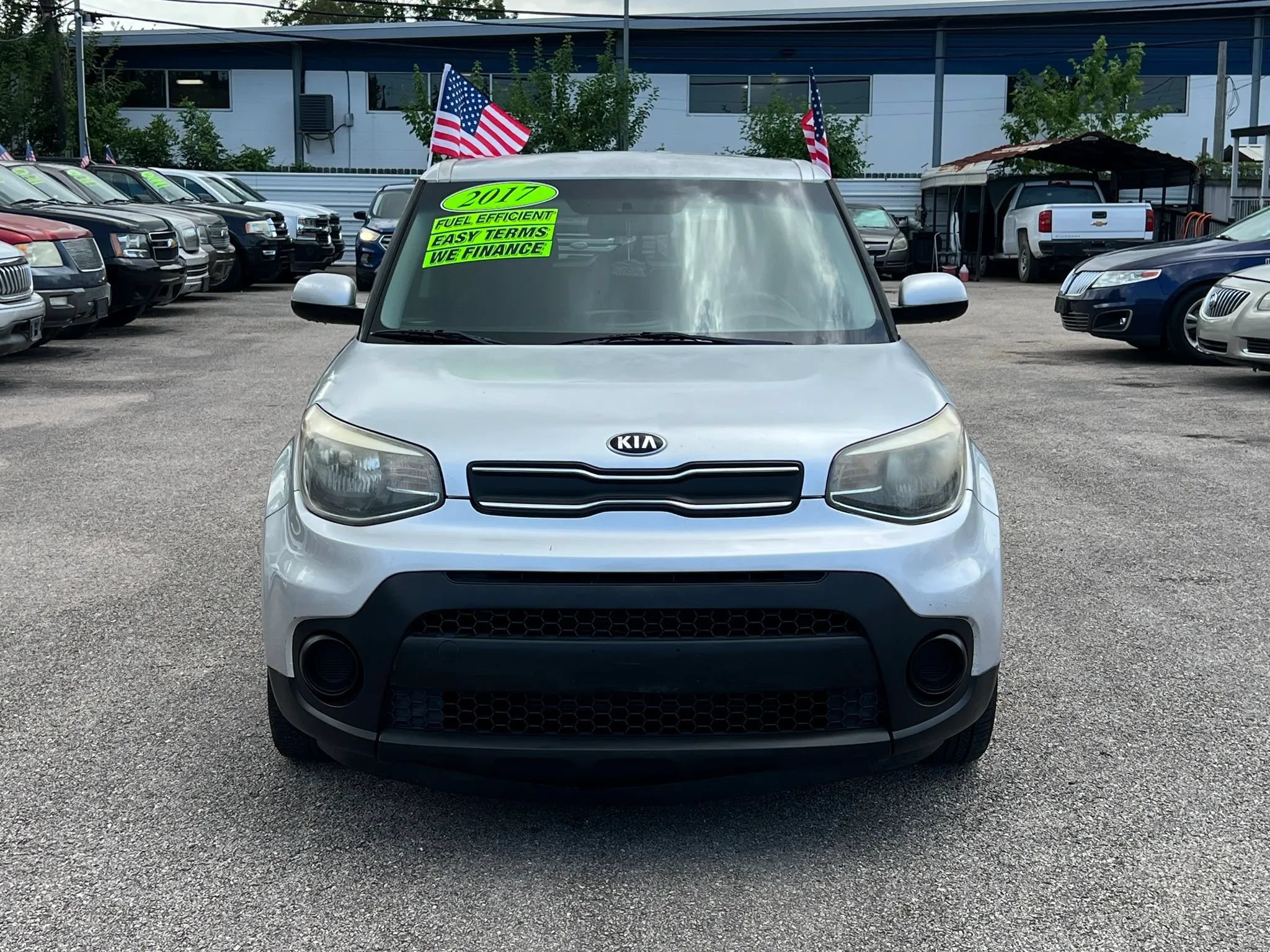 Used 2017 Kia Soul FWD image 3