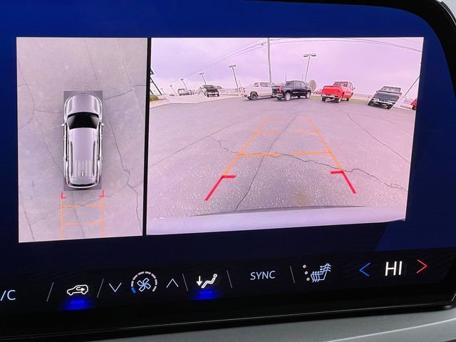 Certified 2024 Chevrolet Traverse LT w/ LPO, Floor Liner Package image 22