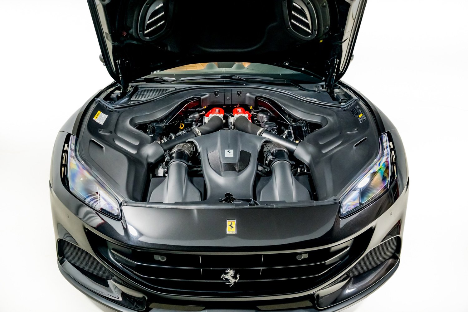 Used 2023 Ferrari Portofino M RWD image 48