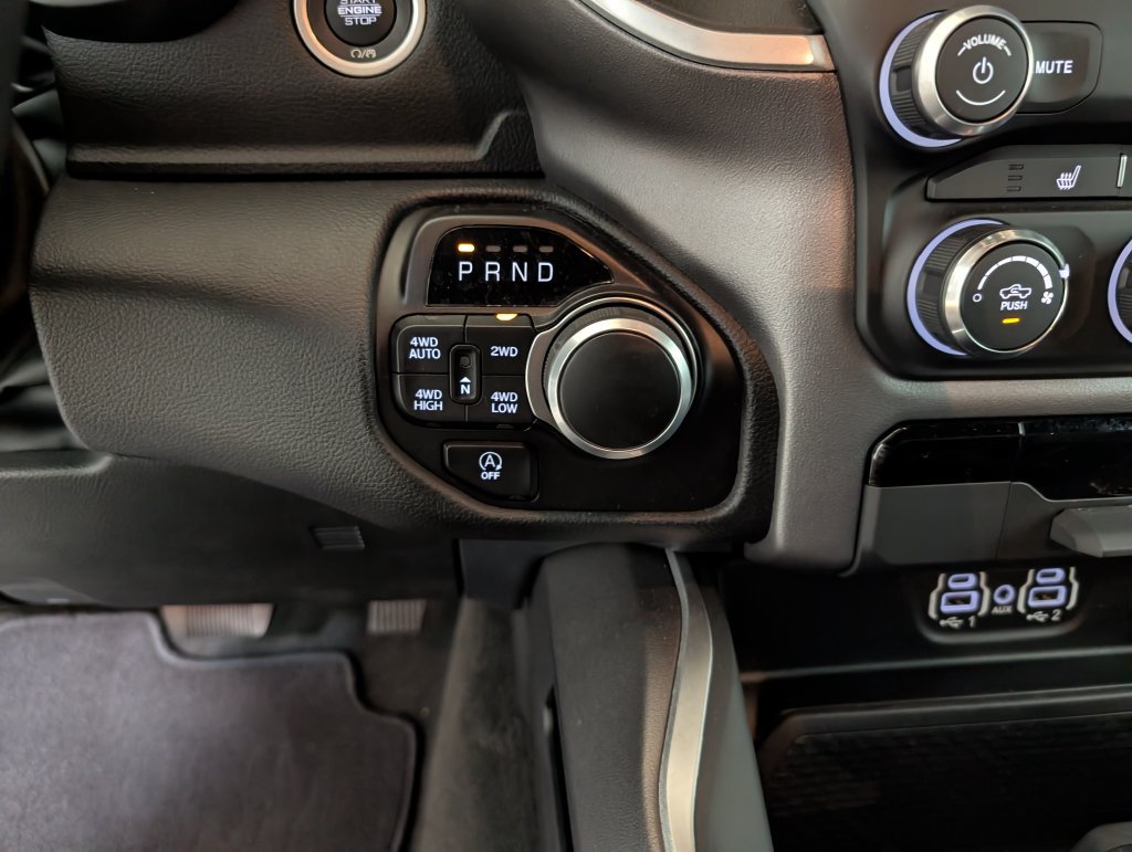 Used 2024 RAM 1500 Big Horn AWD/4WD image 22