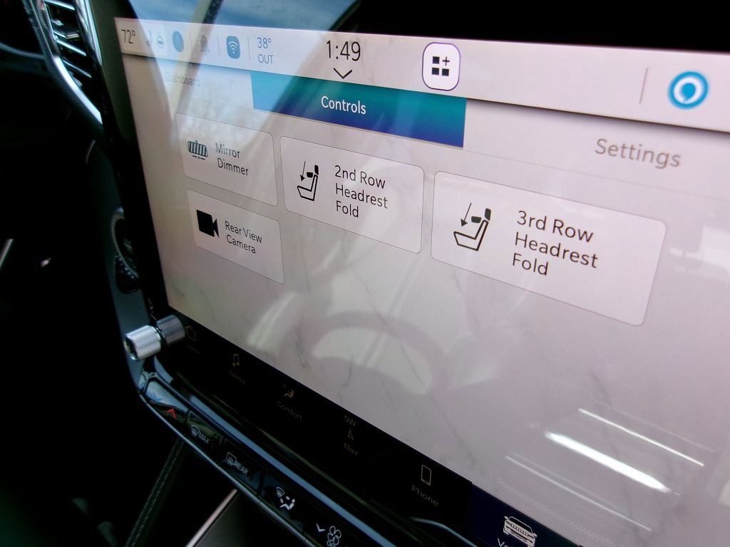 New 2025 Jeep Wagoneer L Series II w/ Premium Group I image 25