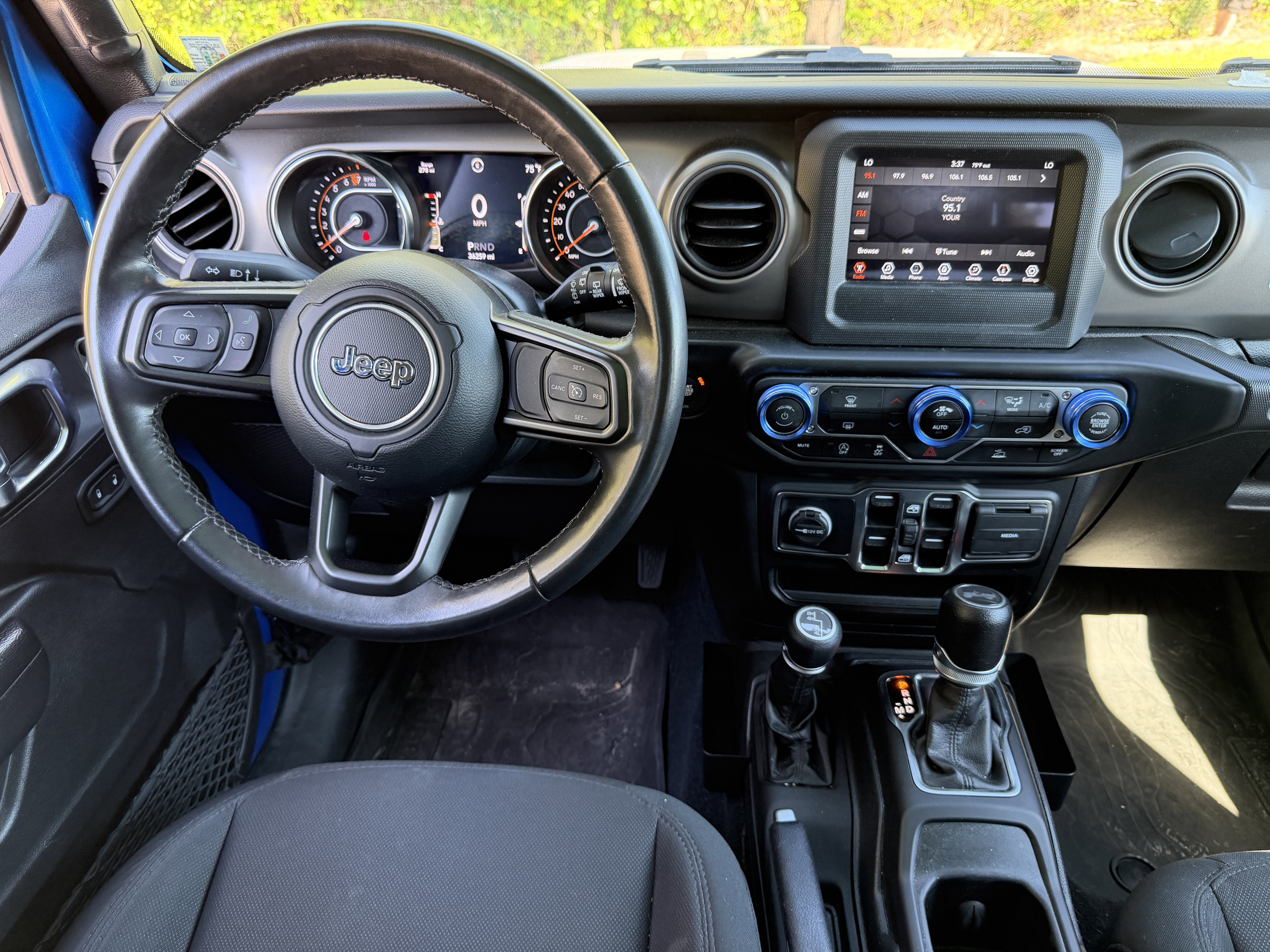 Used 2022 Jeep Wrangler Unlimited Sport AWD/4WD image 6