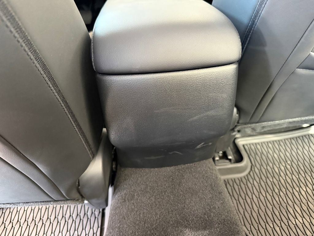 New 2025 MAZDA MAZDA3 2.5 Turbo Sedan w/Premium Plus image 25