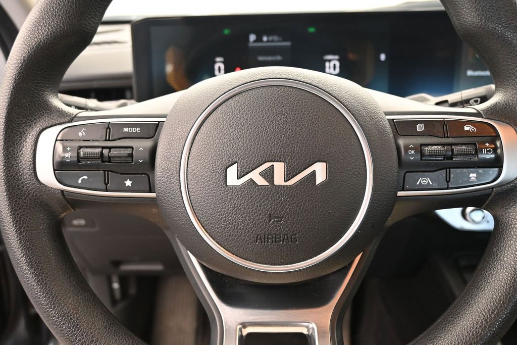 Used 2025 Kia K5 LXS FWD image 28