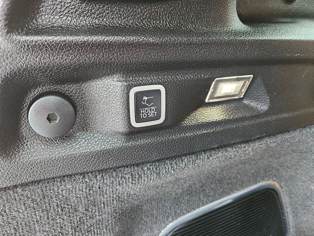 Used 2021 Jeep Grand Cherokee L Summit image 13