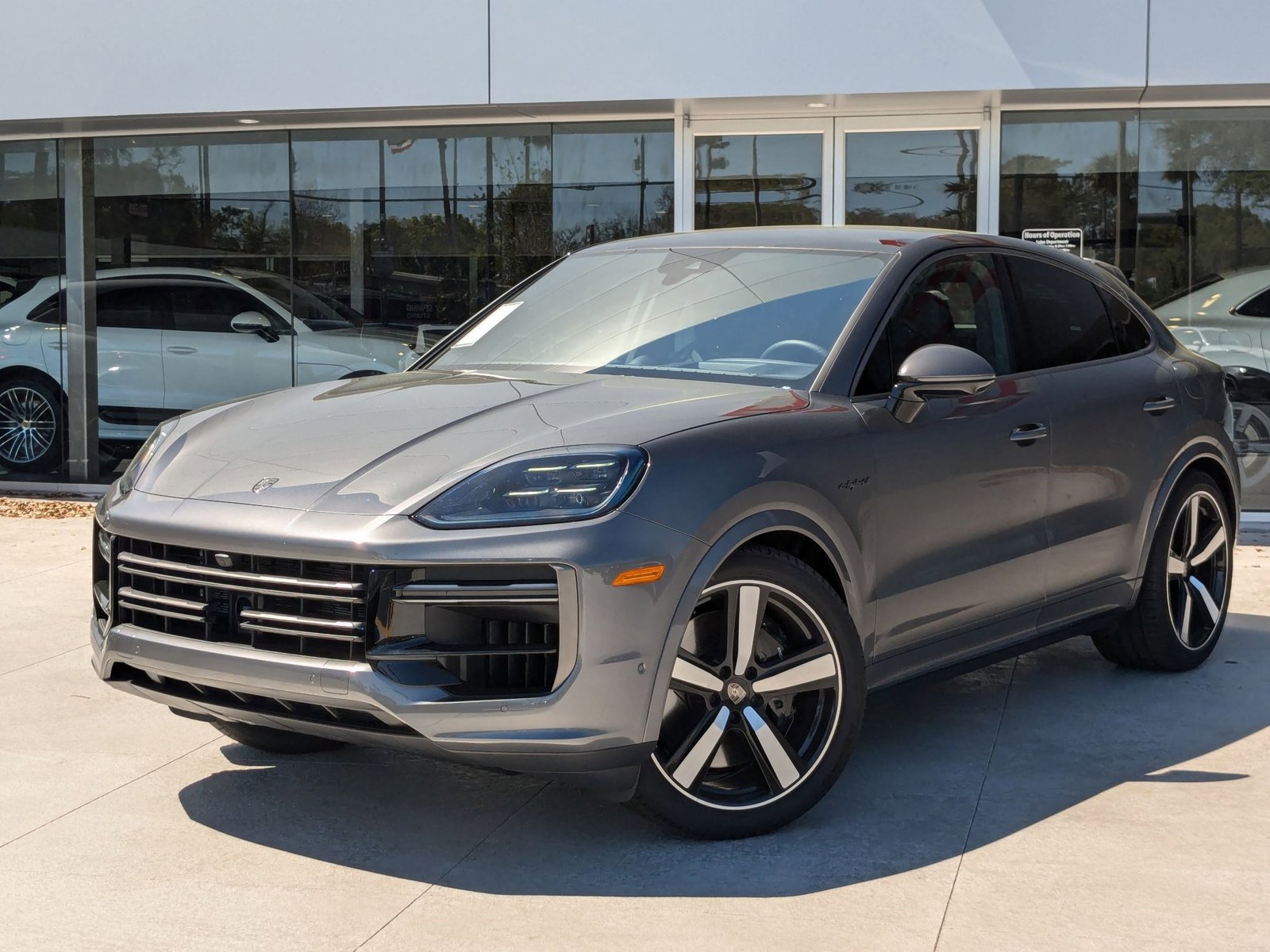 New 2025 Porsche Cayenne Turbo