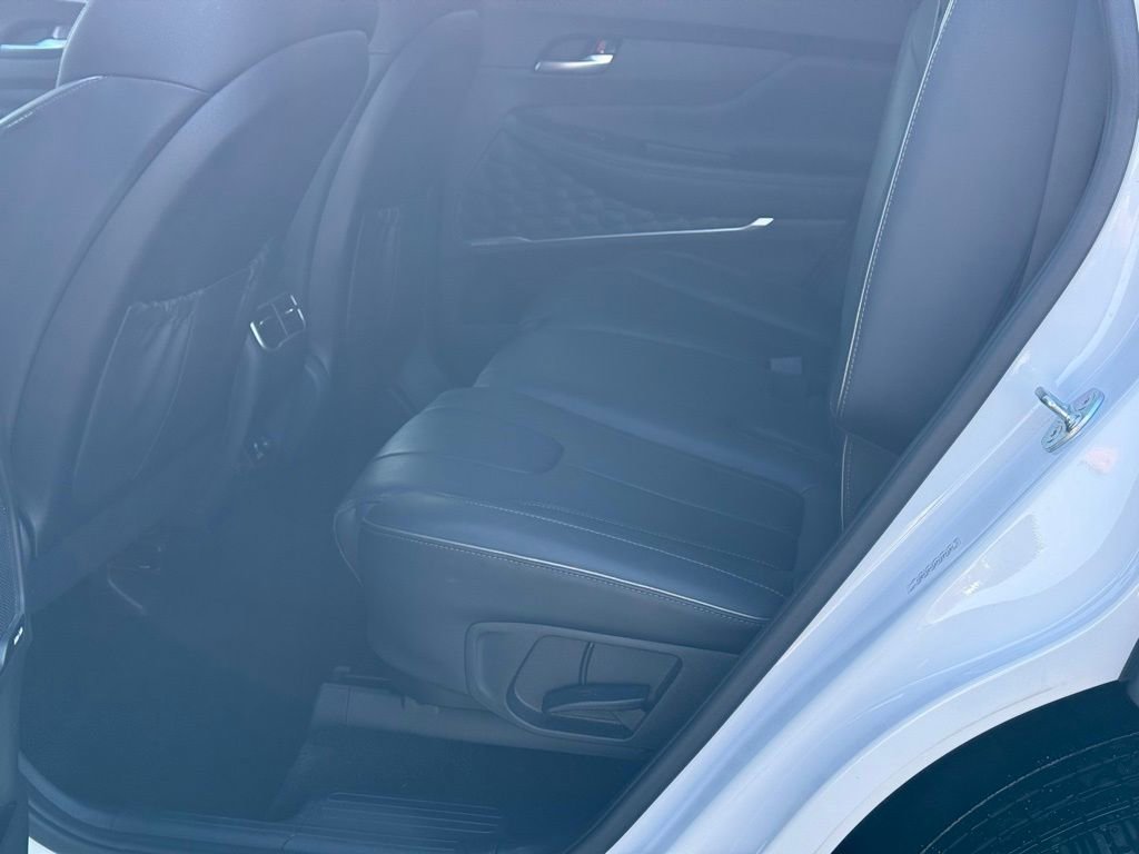 Used 2023 Hyundai Santa Fe Limited image 16