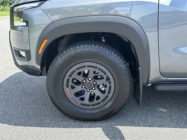 Certified 2025 Nissan Frontier PRO-4X w/ Pro Convenience Package image 12