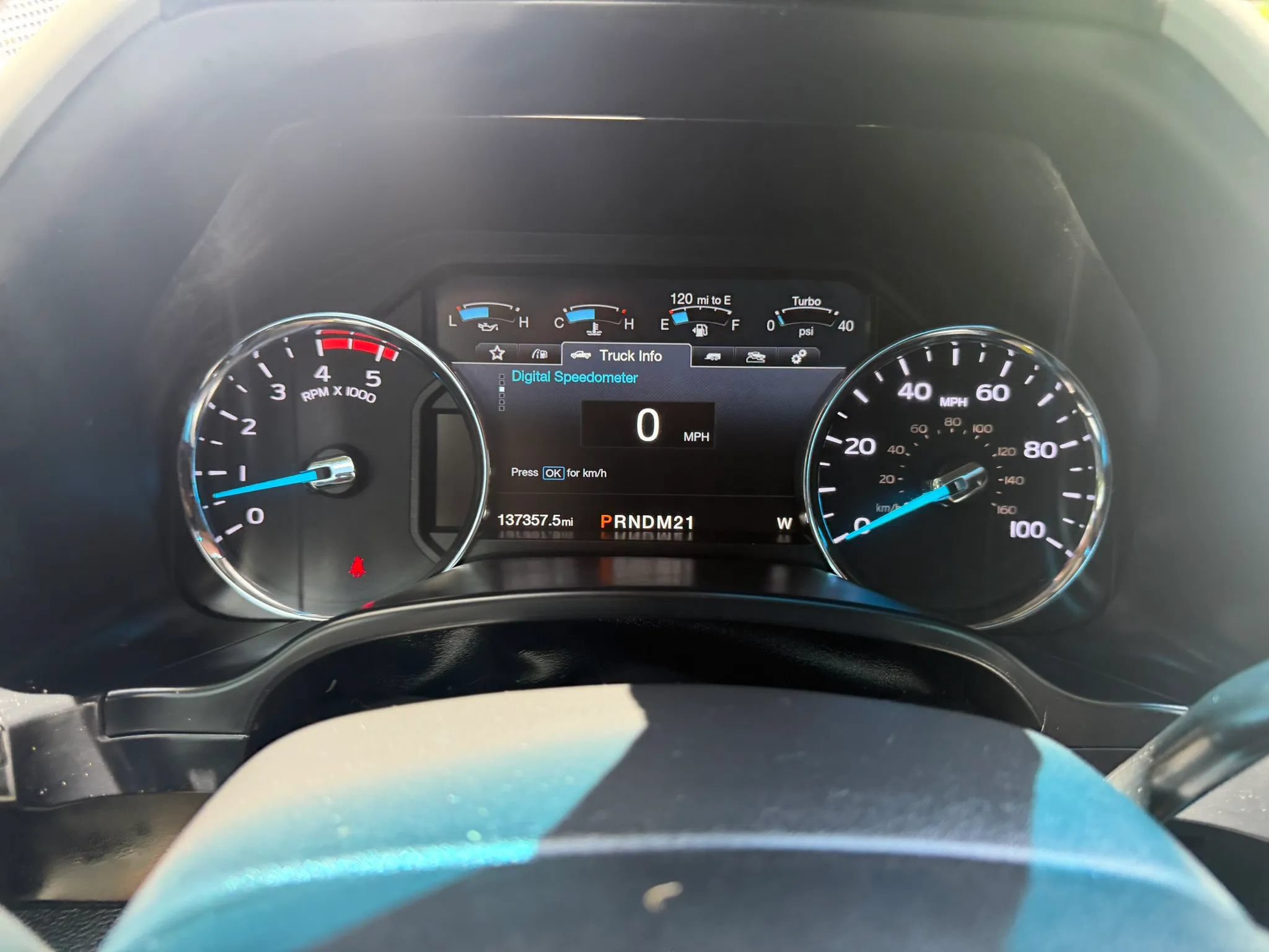 Used 2018 Ford F250 Lariat w/ Lariat Value Package AWD/4WD image 16
