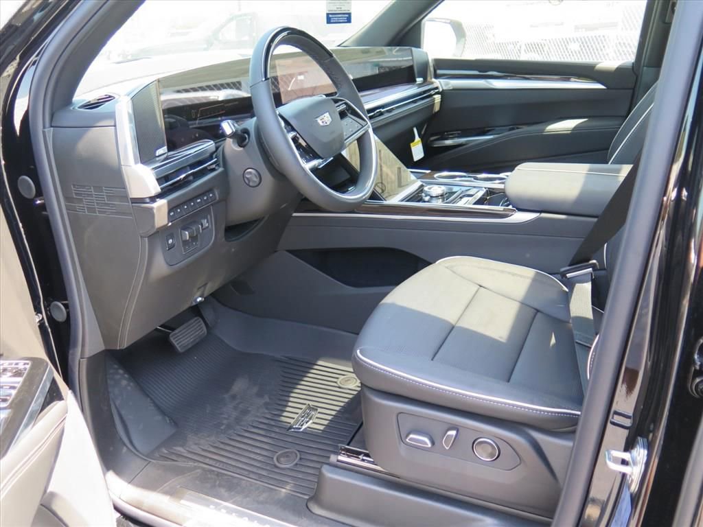 New 2026 Cadillac Escalade Luxury w/ Touring Package AWD/4WD image 9
