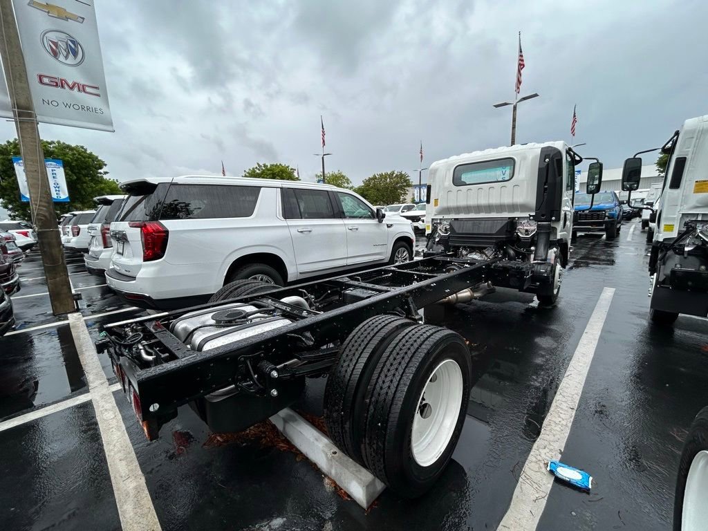 New 2025 Chevrolet Low Cab Forward 5500HG image 3