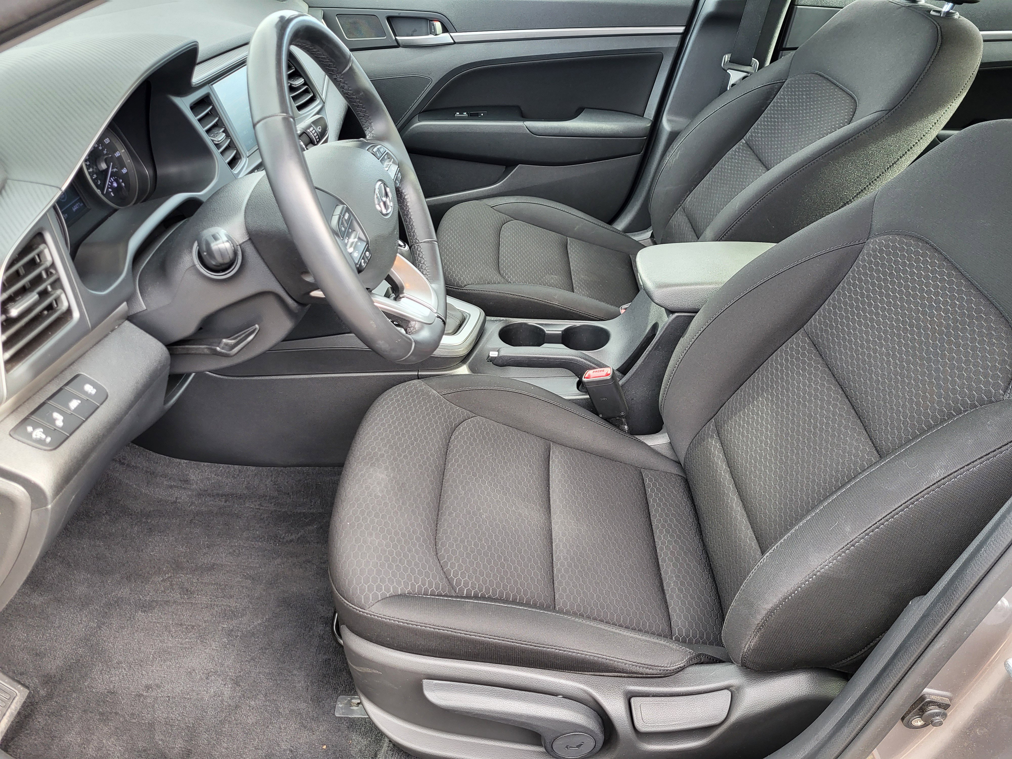 Used 2020 Hyundai Elantra Value Edition w/ Cargo Package (C1) image 8