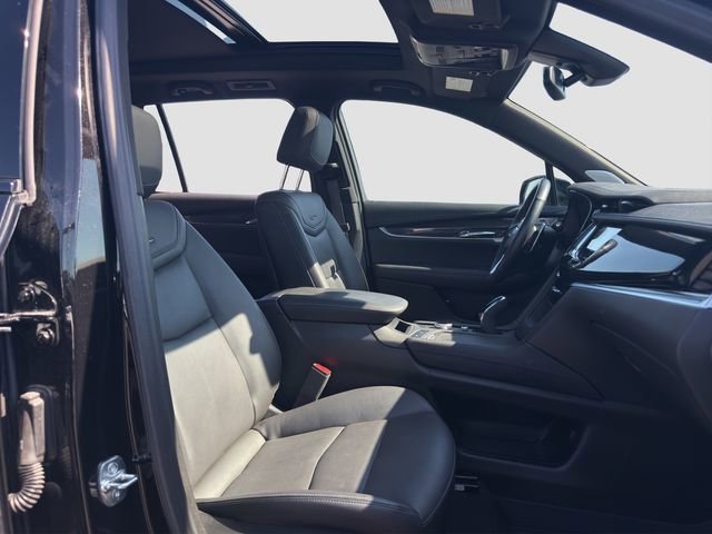 Used 2024 Cadillac XT6 Sport w/ LPO, Floor Liner Package image 17