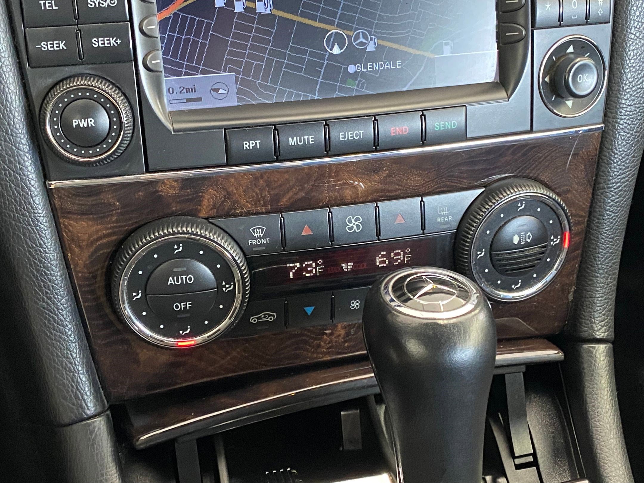 Used 2009 Mercedes-Benz CLK 350 Cabriolet image 26