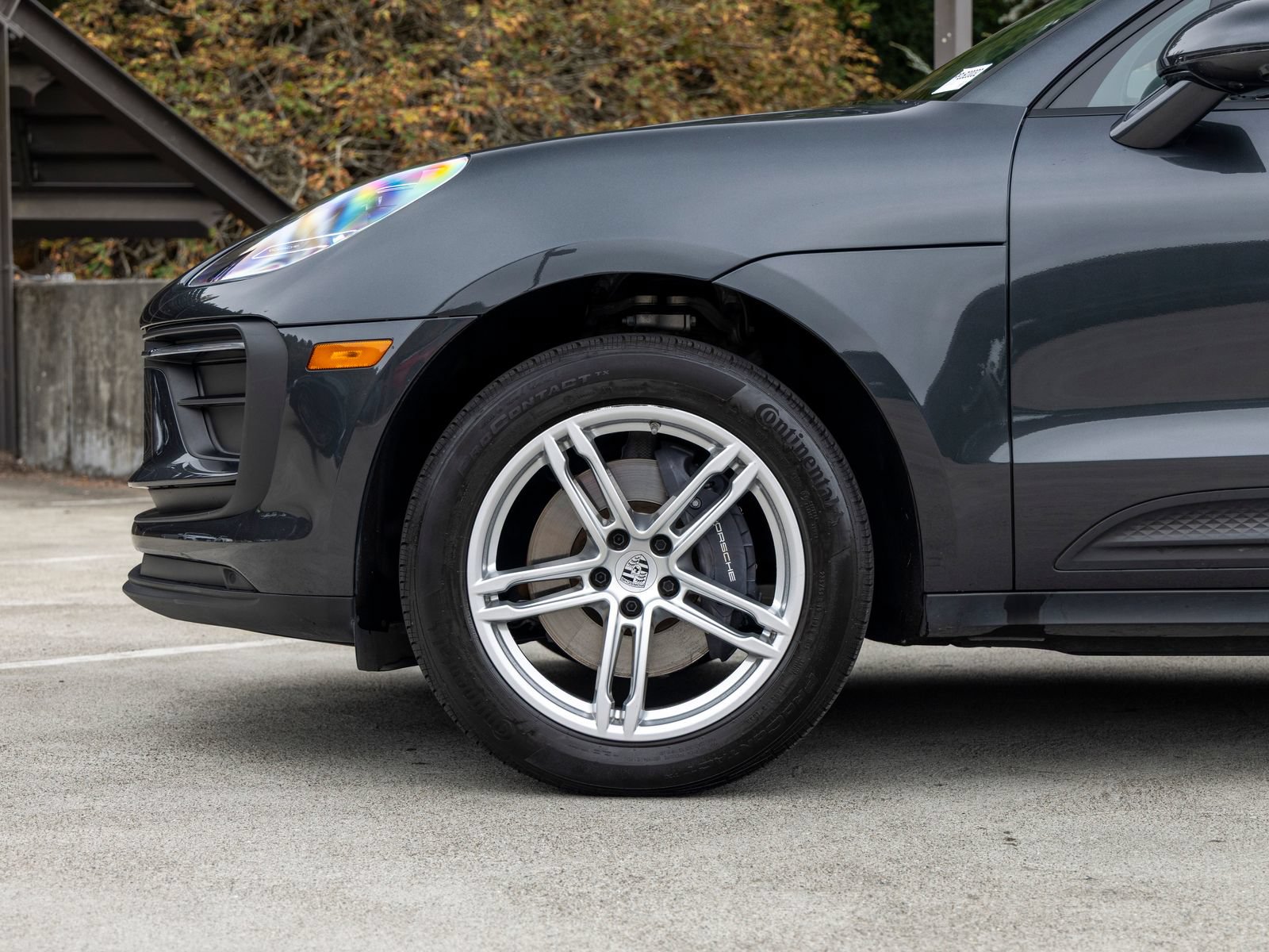 Certified 2023 Porsche Macan AWD/4WD image 13