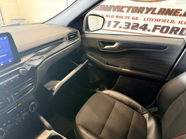 Used 2024 Ford Escape ST-Line image 23