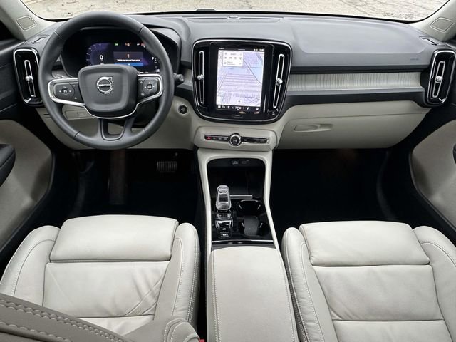 Used 2023 Volvo XC40 B5 Plus w/ Driver Assist Package image 20