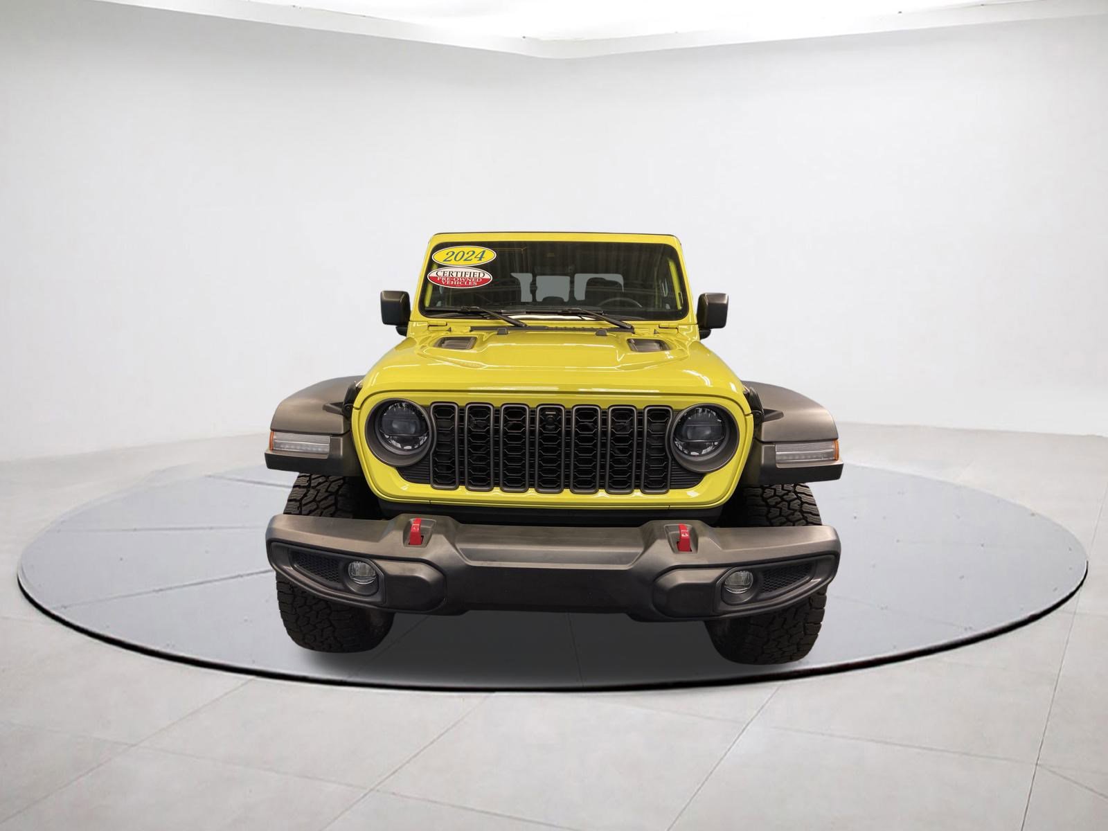 Certified 2024 Jeep Gladiator Rubicon w/ Technology Group image 2