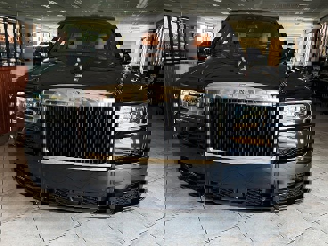 Used 2023 Rolls-Royce Cullinan w/ Dark Exterior Package image 7