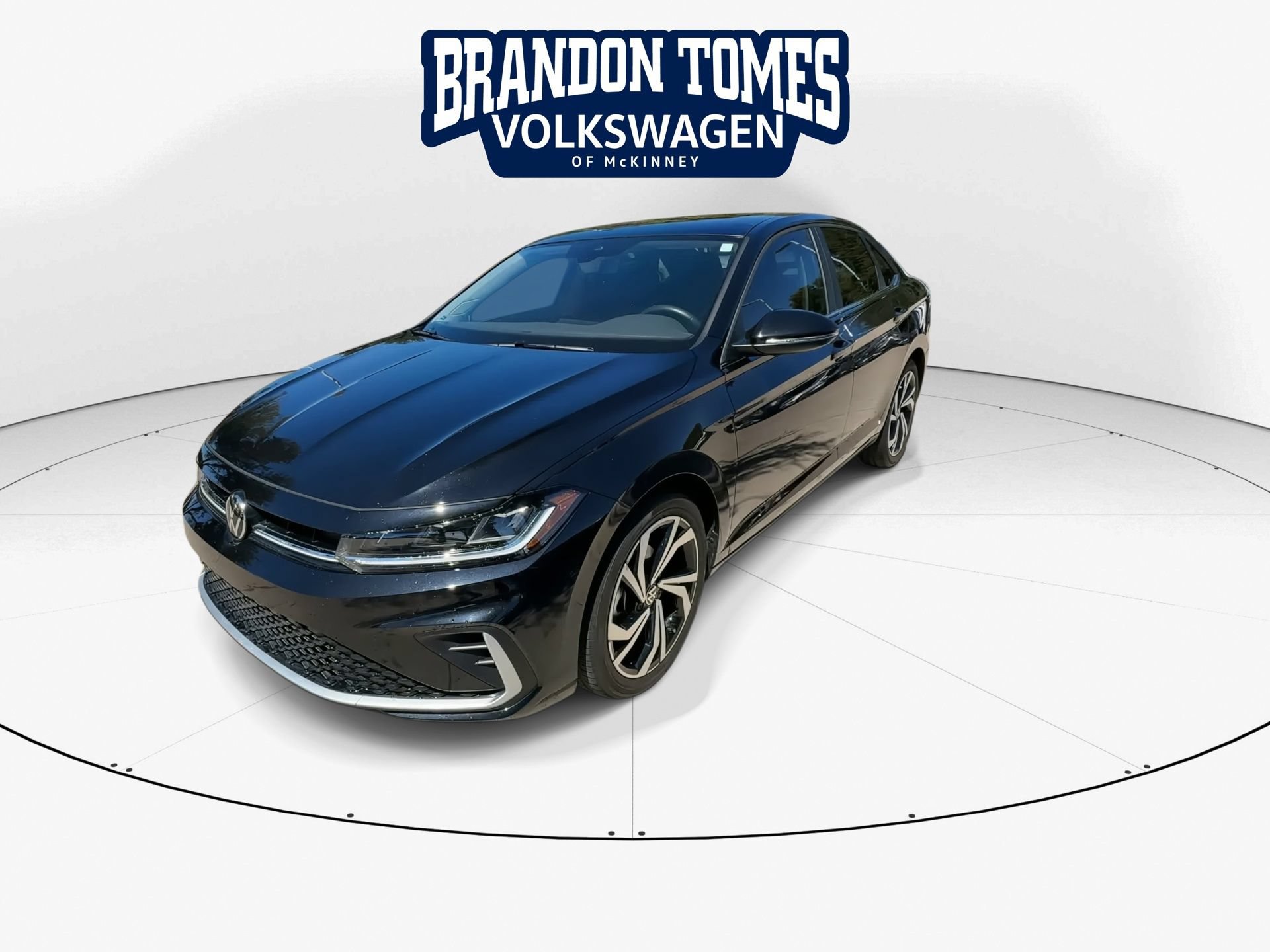Used 2026 Volkswagen Jetta SEL FWD image 3