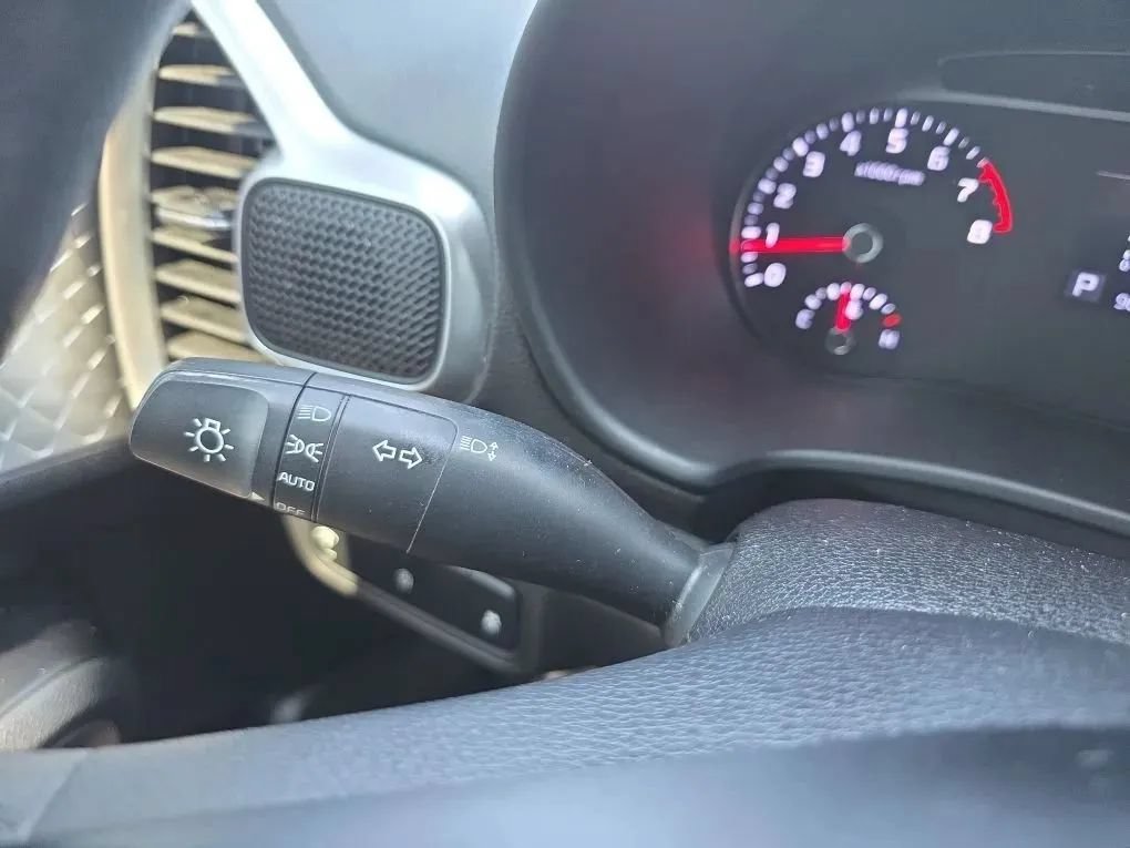 Used 2021 Kia Soul LX FWD image 18