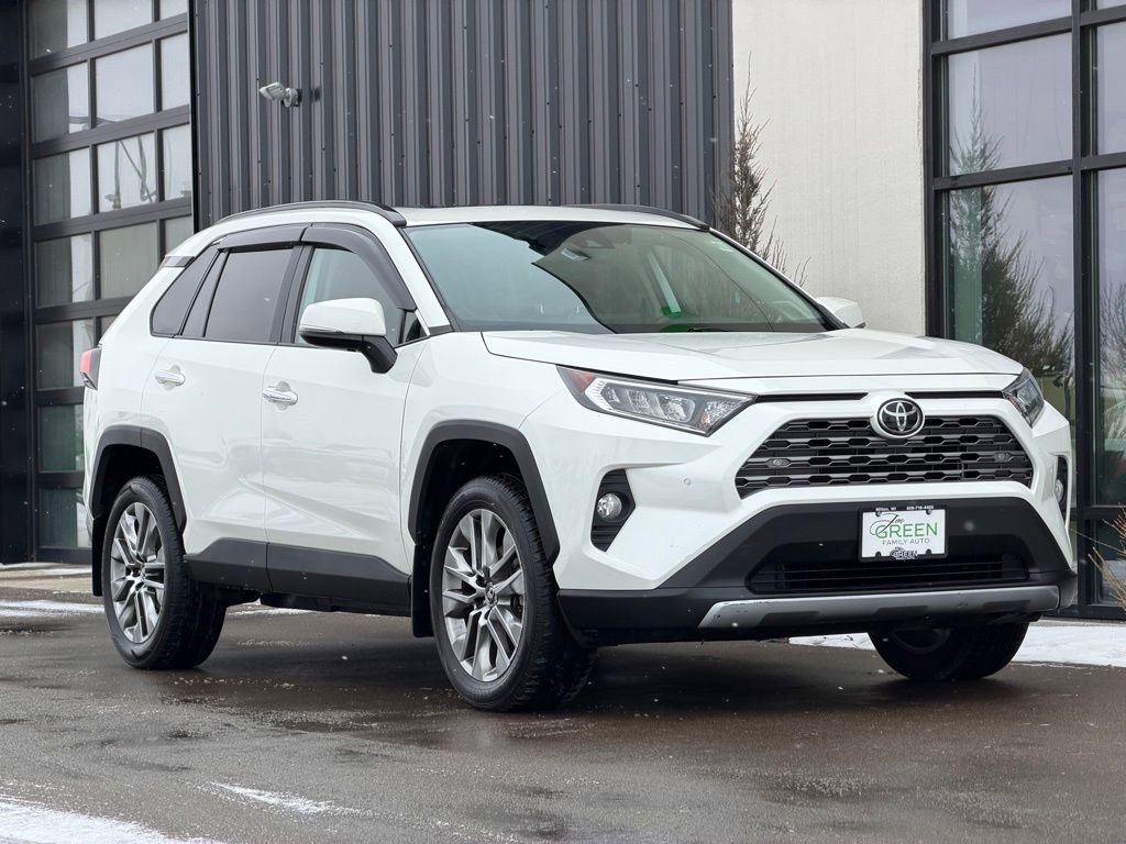Used 2020 Toyota RAV4 Limited image 4