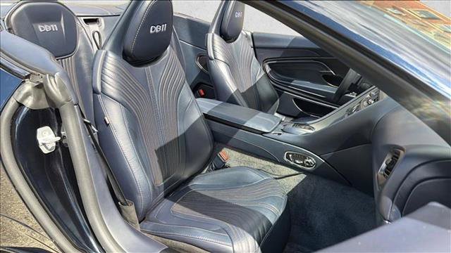 Used 2019 Aston Martin DB11 Volante RWD image 19