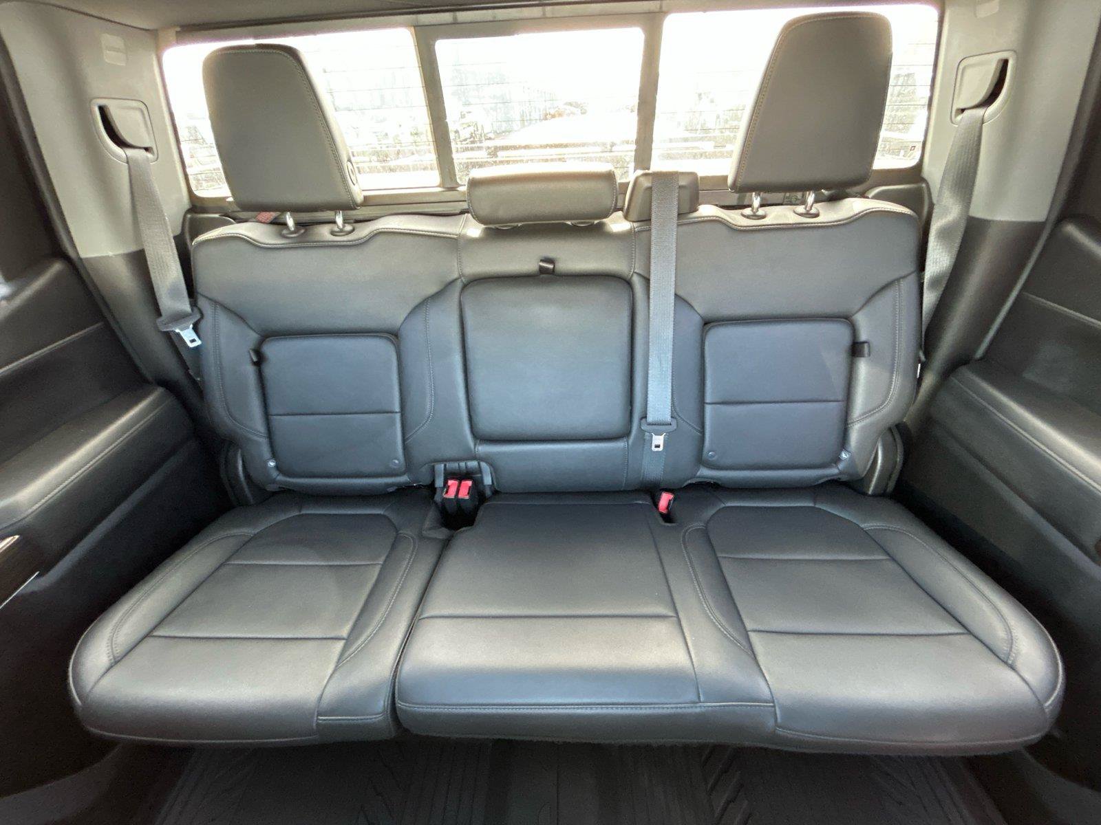 Used 2021 Chevrolet Silverado 1500 LT Trail Boss w/ Convenience Package II AWD/4WD image 33