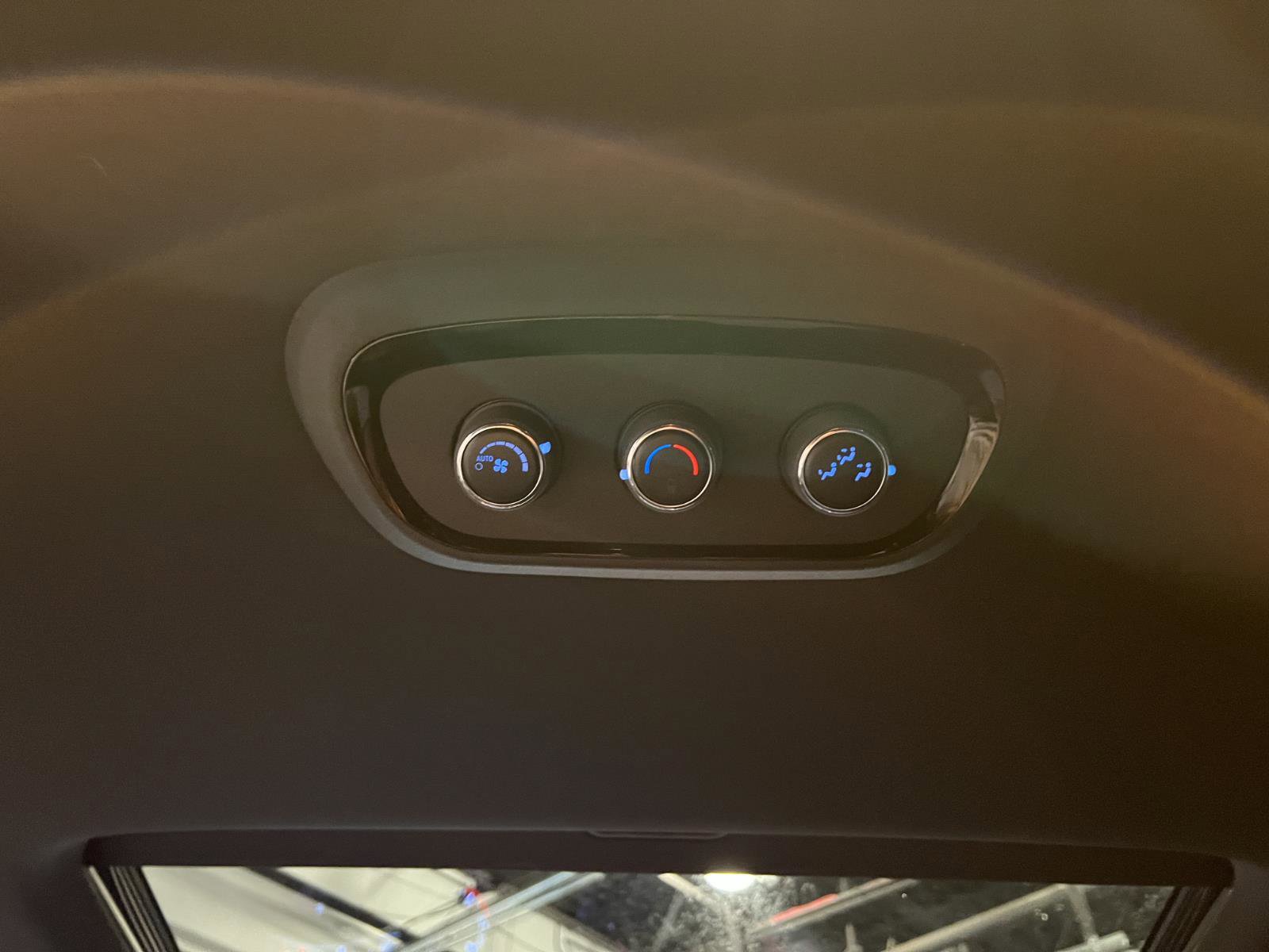 Used 2024 Dodge Durango R/T image 33