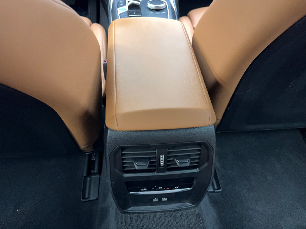 Used 2025 BMW i4 eDrive40 w/ Premium Package RWD image 69