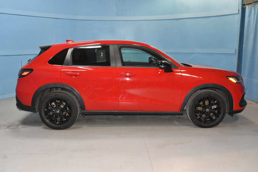 Used 2025 Honda HR-V Sport image 21