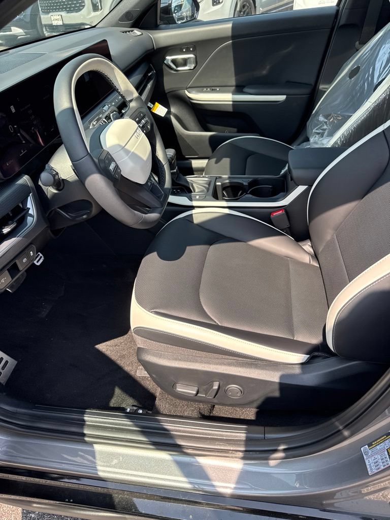 New 2026 Kia K4 GT-Line Turbo FWD image 9