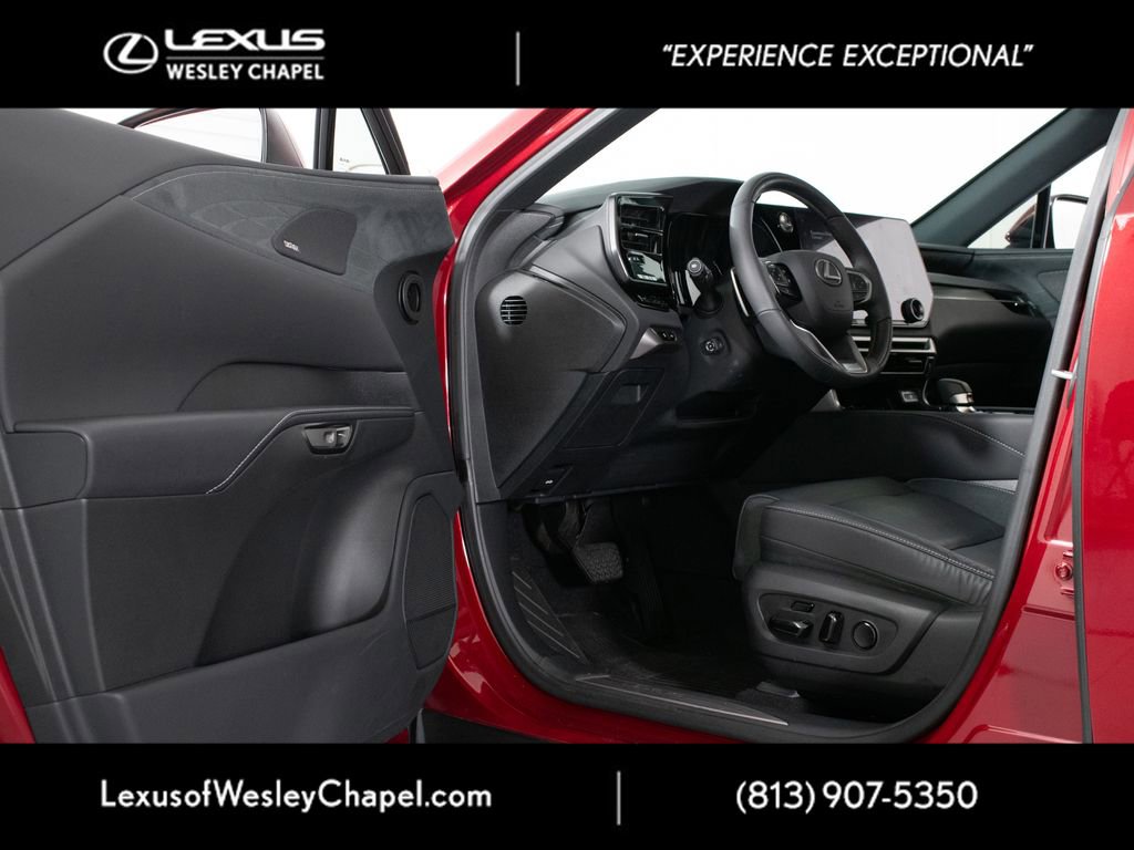 Used 2023 Lexus RX 350 FWD w/ Accessory Package image 21