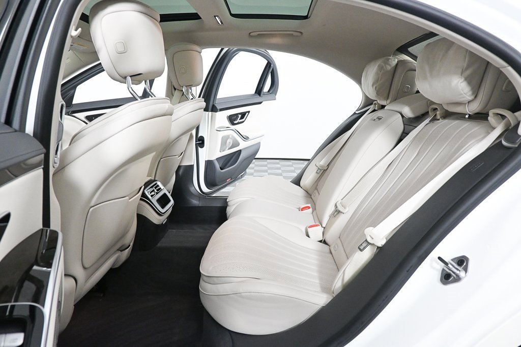 Certified 2022 Mercedes-Benz S 500 4MATIC image 18